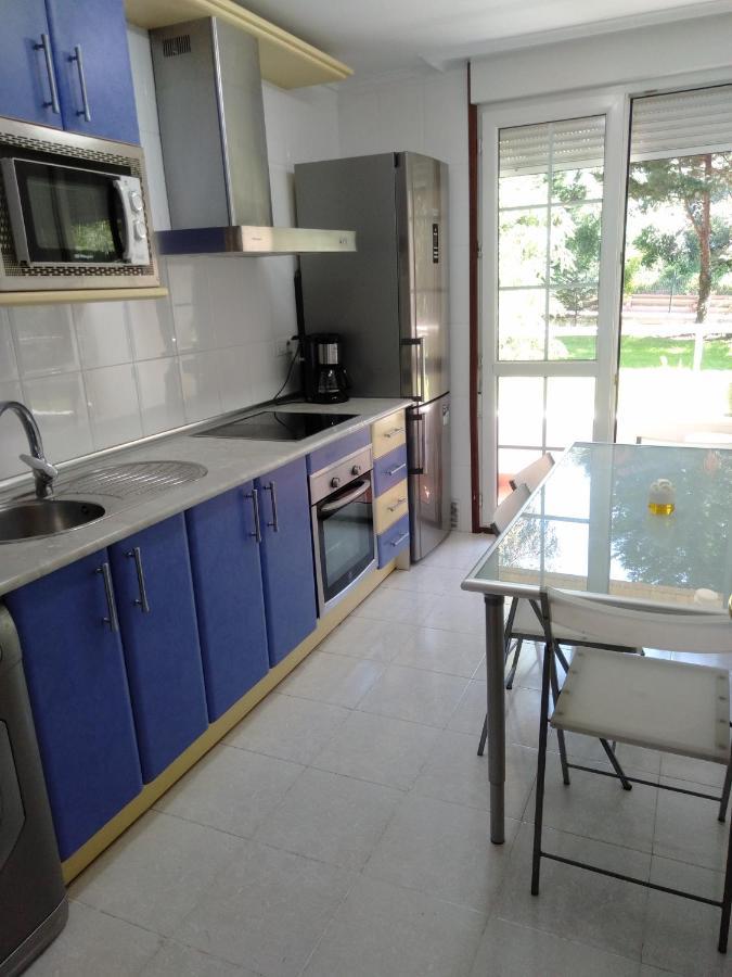 شقة Castro Urdiales Precioso Con Piscina المظهر الخارجي الصورة